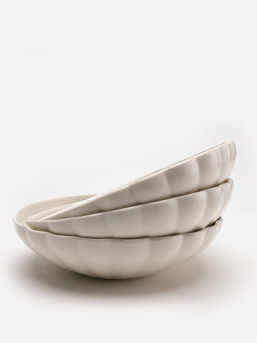 Porcelain bowl · Icheon · Pearl white